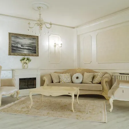 Apartment Victorian Era Glamorous - Center Bucharest