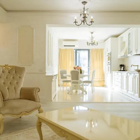 Victorian Era Glamorous - Center Bucharest